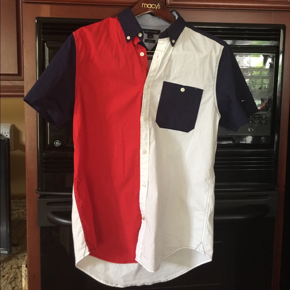 Tommy Hilfiger Button-down Size M (Men’s)